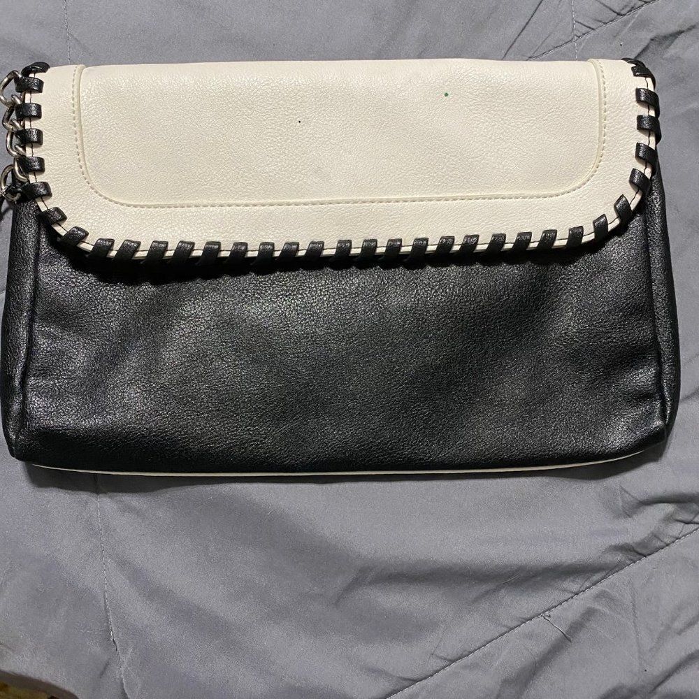 Kardashian Collection - Picture 2 of 5